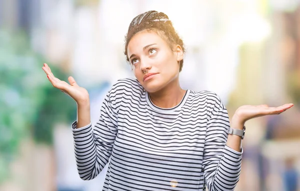 Giovane Capelli Intrecciati Ragazza Afro Americana Indossa Maglione Sfondo Isolato — Foto Stock