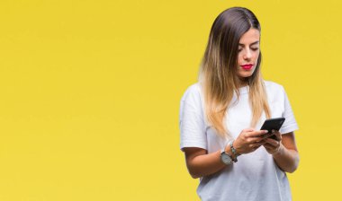 Genç güzel kadın ile smartphone 