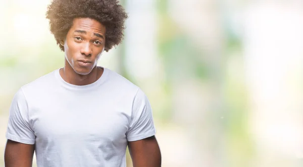 Afro Americký Muž Nad Izolované Pozadí Skeptik Nervózní Mračil Naštvaná — Stock fotografie