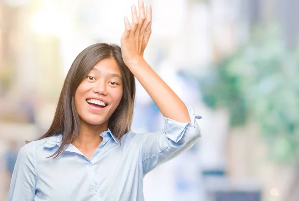 Junge Asiatische Geschäftsfrau Mit Isoliertem Hintergrund Überrascht Mit Der Hand — Stockfoto
