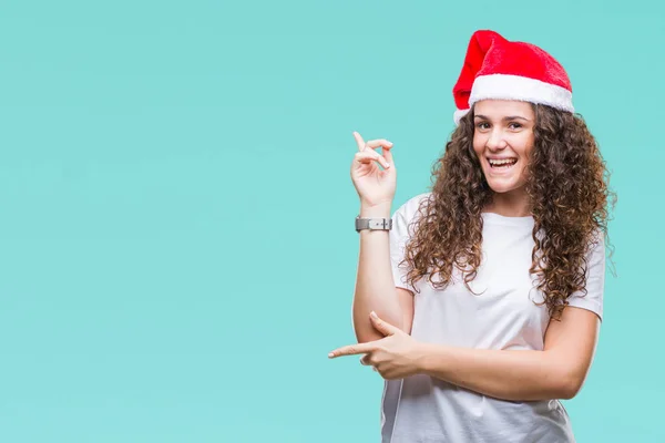 Jovem Morena Usando Chapéu Natal Sobre Fundo Isolado Com Grande — Fotografia de Stock