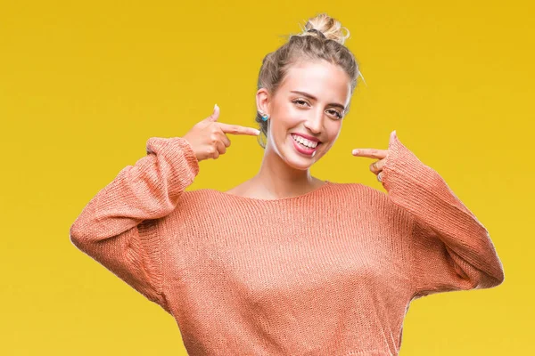 Güzel Sarışın Genç Kadın Kendine Güvenen Gösterilen Işaret Parmakları Diş — Stok fotoğraf