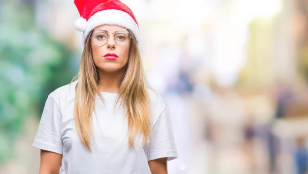 Giovane Bella Donna Indossa Cappello Natale Sfondo Isolato Con Espressione — Foto Stock