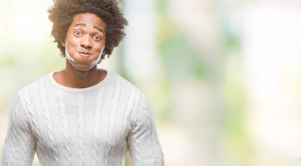 Afro Americano Sobre Fundo Isolado Soprando Bochechas Com Cara Engraçada — Fotografia de Stock