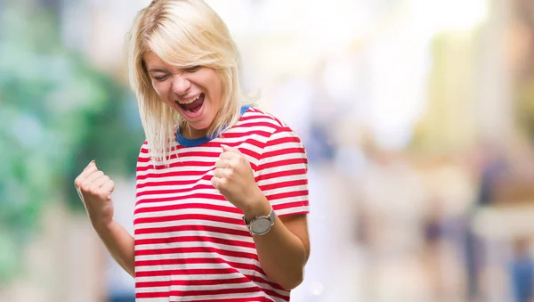 Joven Mujer Rubia Hermosa Sobre Fondo Aislado Muy Feliz Emocionado —  Fotos de Stock