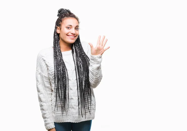 Ung Flätade Hår Afroamerikanska Flicka Klädd Tröja Över Isolerade Bakgrund — Stockfoto