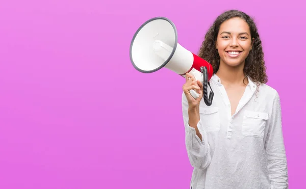 Jonge Spaanse Vrouw Megafoon Met Een Blij Gezicht Permanent Lachend — Stockfoto