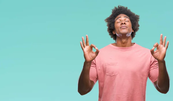 Homem Afro Americano Sobre Fundo Isolado Relaxar Sorrir Com Olhos — Fotografia de Stock