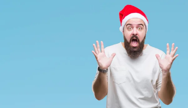 Joven Hombre Hipster Caucásico Con Sombrero Navidad Sobre Fondo Aislado — Foto de Stock