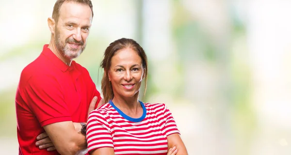 Middelbare Leeftijd Hispanic Paar Verliefd Geïsoleerde Achtergrond Blij Gezicht Lachend — Stockfoto