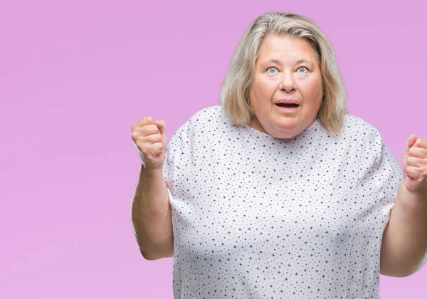 Senior Más Tamaño Mujer Caucásica Sobre Fondo Aislado Celebrando Sorprendido — Foto de Stock