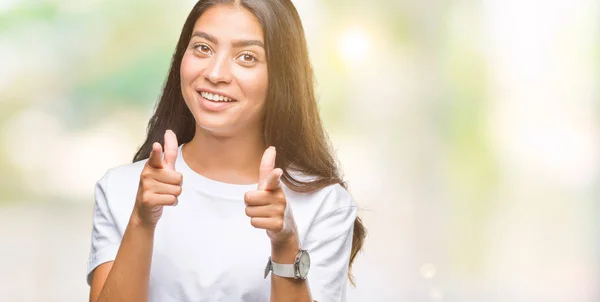 Joven Mujer Árabe Hermosa Sobre Fondo Aislado Señalando Los Dedos — Foto de Stock