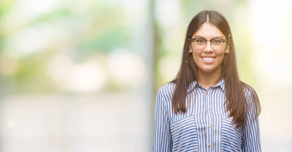 Mulher Negócios Hispânica Bonita Nova Com Sorriso Feliz Fresco Rosto — Fotografia de Stock