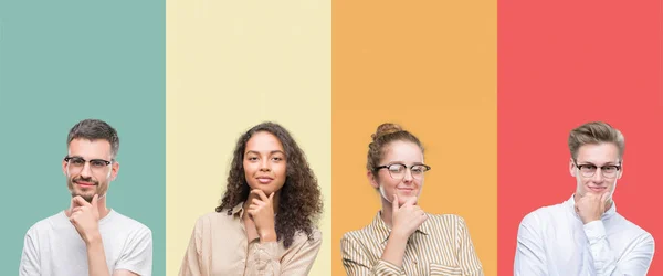 Collage Van Een Groep Mensen Geïsoleerd Kleurrijke Achtergrond Zoek Vertrouwen — Stockfoto