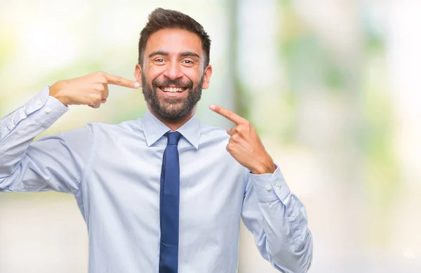 Volwassen Spaanse Zakenman Geïsoleerde Achtergrond Glimlachend Vertrouwen Tonen Wijzen Niet — Stockfoto