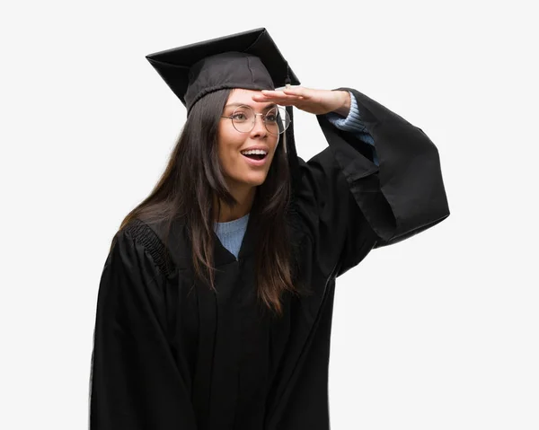 Mujer Hispana Joven Con Gorra Graduada Uniforme Muy Feliz Sonriente — Foto de Stock