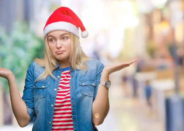 Junge Kaukasische Frau Mit Weihnachtsmütze Über Isoliertem Hintergrund Ahnungslos Und — Stockfoto