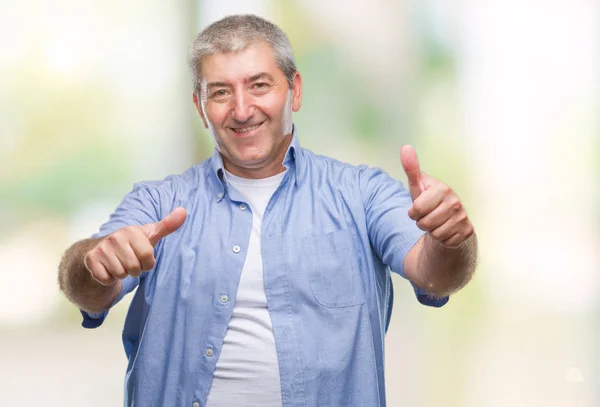 Bello Uomo Anziano Sfondo Isolato Che Approva Facendo Gesto Positivo — Foto Stock