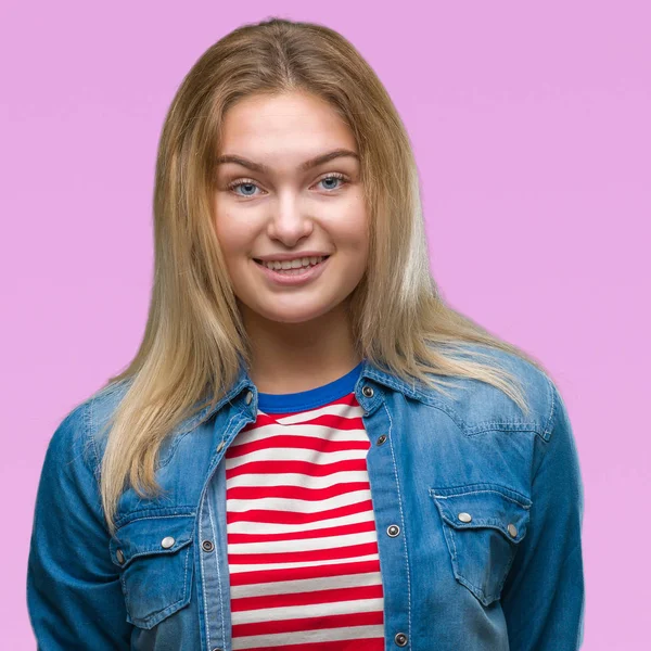 Giovane Donna Caucasica Sfondo Isolato Con Sorriso Felice Fresco Sul — Foto Stock