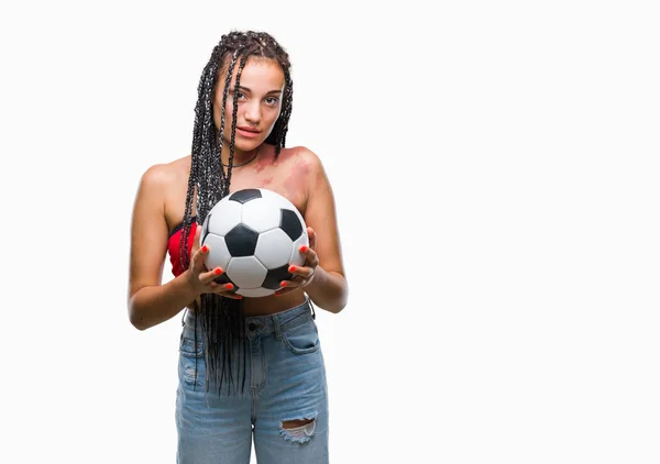 Joven Cabello Trenzado Afroamericano Con Marca Nacimiento Sosteniendo Pelota Fútbol —  Fotos de Stock