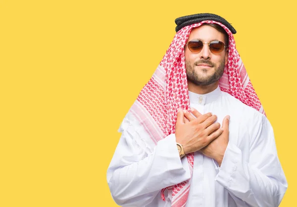 Young Handsome Man Wearing Keffiyeh Isolated Background Smiling Hands Chest — Stock Photo, Image