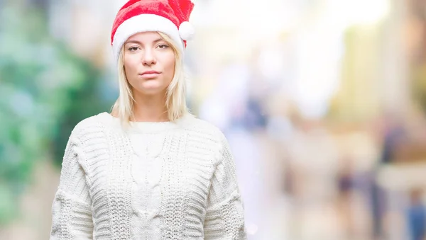 Joven Hermosa Mujer Rubia Con Sombrero Navidad Sobre Fondo Aislado —  Fotos de Stock