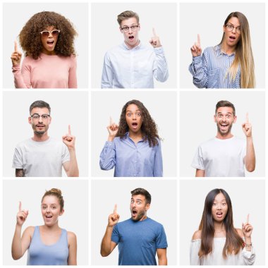 Kolaj bir grup genç insanlar kadın ve erkekler üzerinde beyaz solated arka plan başarılı fikirle parmak işaret. Çıktıktan ve mutlu. Bir numara.
