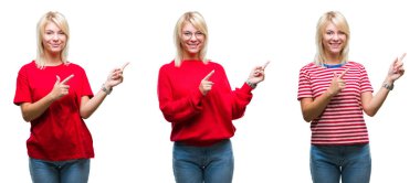 Gülümseyen ve iki elleri ve parmakları ile tarafına işaret kamera bakarak izole arka plan üzerinde rahat kırmızı giyen güzel sarışın kadın kolaj.