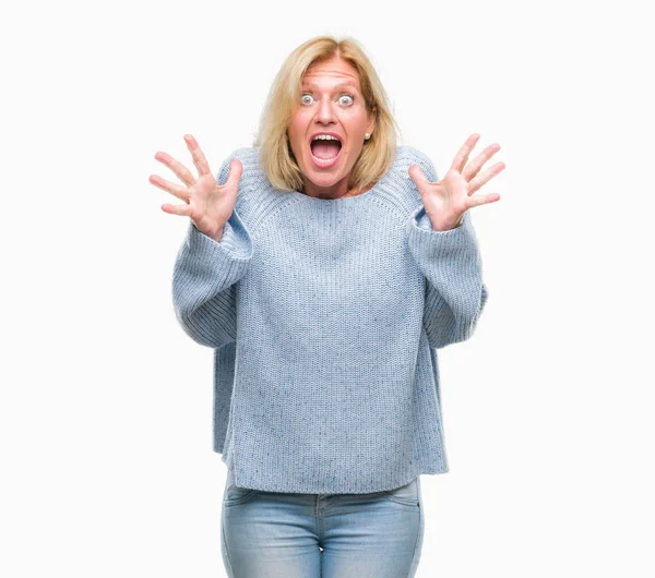 Blonde Vrouw Van Middelbare Leeftijd Winter Trui Dragen Geïsoleerd Achtergrond — Stockfoto