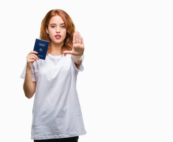 Jovem Bela Mulher Segurando Passaporte Alemanha Sobre Fundo Isolado Com — Fotografia de Stock