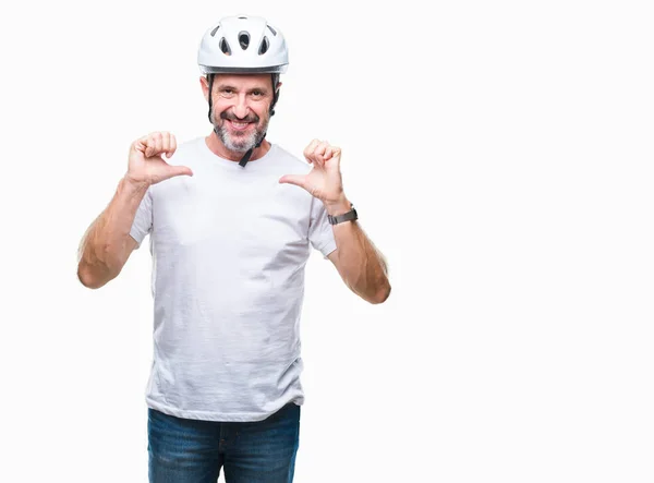 Hombre Ciclista Mediana Edad Con Casco Seguridad Bicicleta Fondo Aislado —  Fotos de Stock