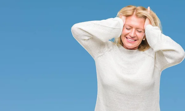 Mulher Loira Meia Idade Usando Suéter Inverno Isolado Fundo Sofrendo — Fotografia de Stock