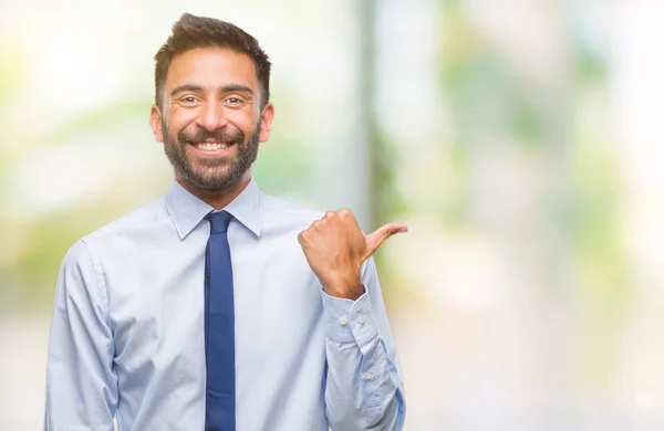 Erwachsener Hispanischer Geschäftsmann Über Isoliertem Hintergrund Lächelt Mit Glücklichem Gesicht — Stockfoto