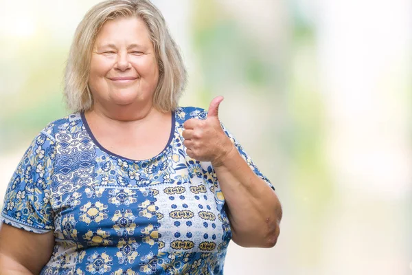 Senior Más Tamaño Mujer Caucásica Sobre Fondo Aislado Haciendo Pulgares — Foto de Stock