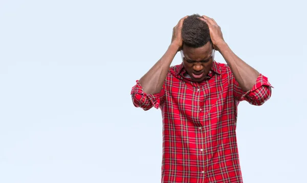Молодий Афроамериканець Людиною Над Ізольованих Фону Страждають Від Головного Болю — стокове фото