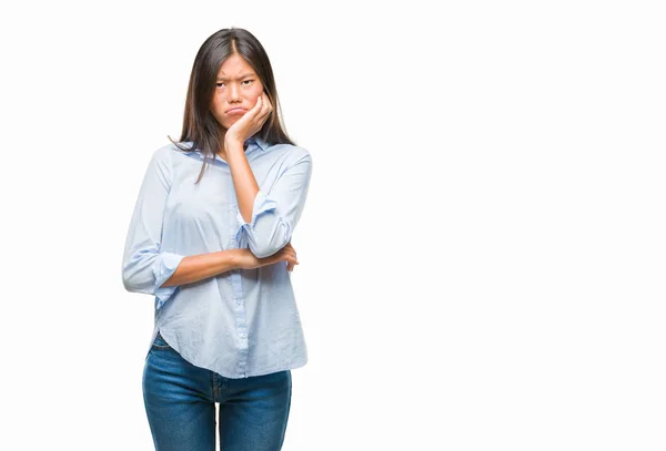 Joven Asiático Mujer Negocios Sobre Aislado Fondo Pensamiento Buscando Cansado —  Fotos de Stock