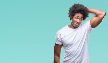İzole arka plan üzerinde Afro Amerikalı adam yanıltır ve soru hakkında merak ediyorum. Şüphe, kafasına el ile düşünme ile belirsiz. Dalgın kavramı.