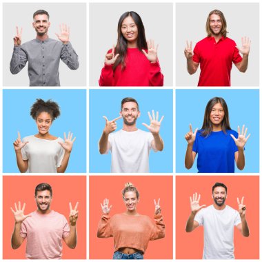 Kolaj Grup gösterilen ve parmakları ile işaret renkli izole arka plan üzerinde genç insan kendinden emin ve mutlu gülümseyerek süre yedi numara.
