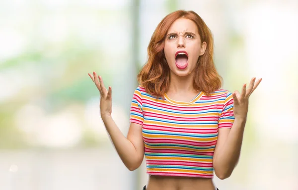 Jeune Belle Femme Sur Fond Isolé Fou Fou Crier Crier — Photo