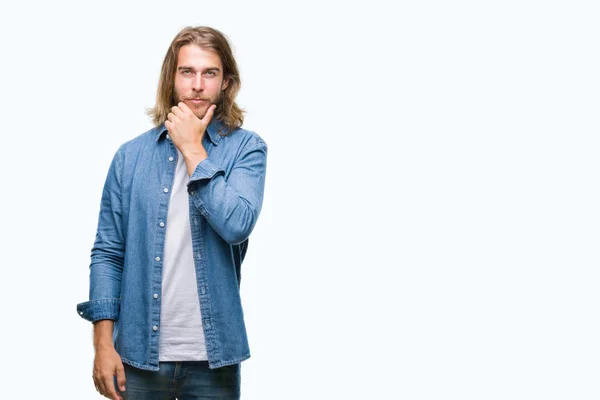 Young Handsome Man Long Hair Isolated Background Looking Confident Camera — Stock Photo, Image