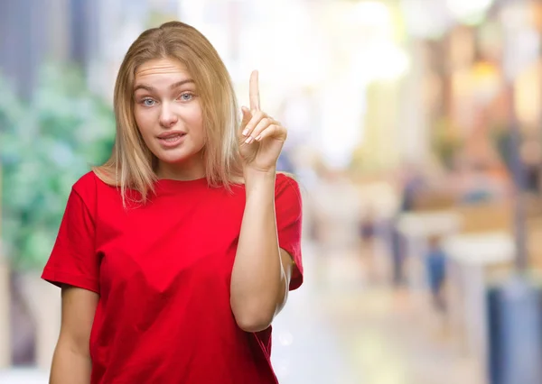 Junge Kaukasische Frau Mit Isoliertem Hintergrund Mit Erhobenem Zeigefinger Und — Stockfoto