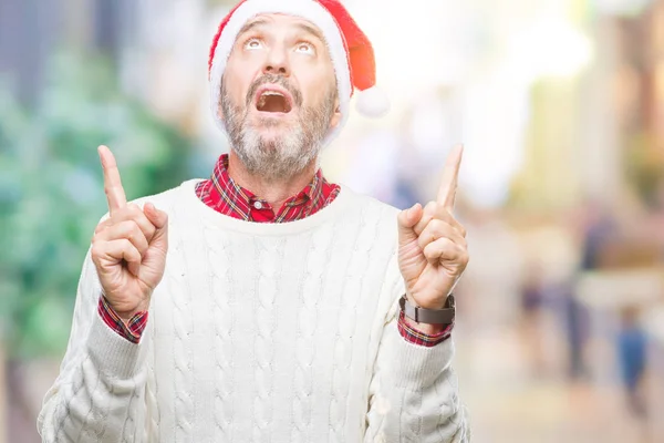 Edad Media Hoary Hombre Mayor Con Sombrero Navidad Sobre Fondo —  Fotos de Stock