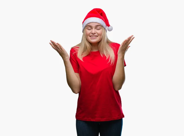 Jonge Kaukasische Vrouw Kerstmuts Dragen Geïsoleerd Achtergrond Vieren Gekke Gekke — Stockfoto