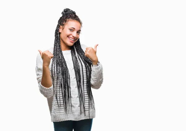 Giovane Capelli Intrecciati Ragazza Afroamericana Indossa Maglione Sfondo Isolato Segno — Foto Stock