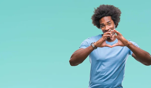 Hombre Afroamericano Sobre Fondo Aislado Sonriendo Amor Mostrando Símbolo Del — Foto de Stock