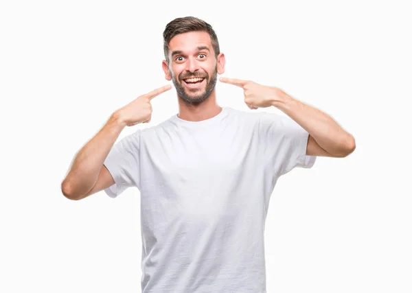 Joven Hombre Guapo Sobre Fondo Aislado Sonriendo Confiado Mostrando Señalando —  Fotos de Stock