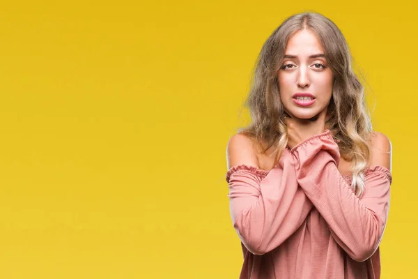 Bella Giovane Donna Bionda Sfondo Isolato Gridando Soffocare Perché Strangolare — Foto Stock