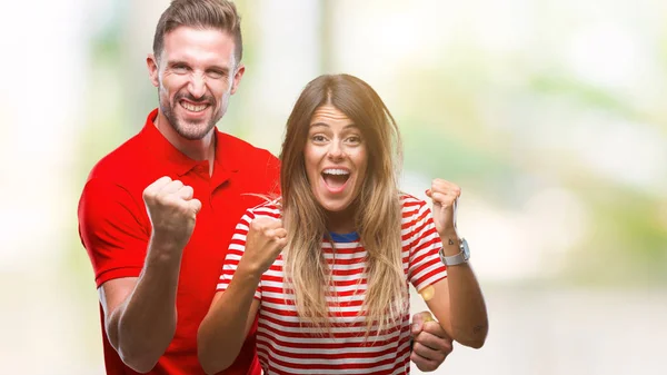 Jong Koppel Verliefd Geïsoleerde Achtergrond Erg Blij Opgewonden Doet Winnaar — Stockfoto