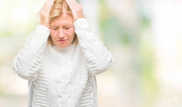 Donna Bionda Mezza Età Che Indossa Maglione Invernale Sfondo Isolato — Foto Stock