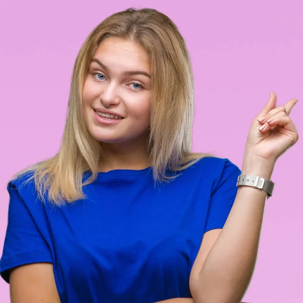 Giovane Donna Caucasica Sfondo Isolato Con Grande Sorriso Sul Viso — Foto Stock